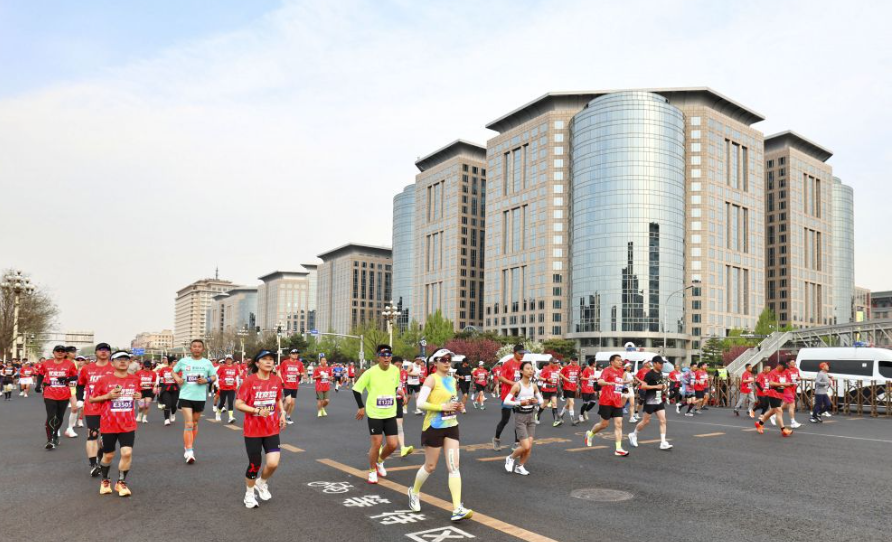 下载九游娱乐，开启游戏新旅程